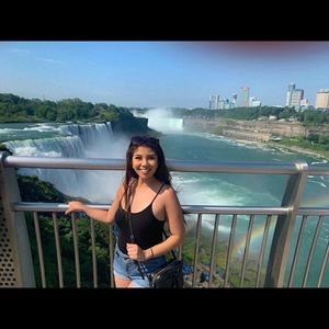 Meet your Posher, Mariz